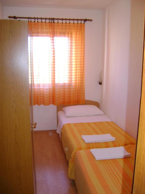 Apartments Mila Bol Oda fotoğraf