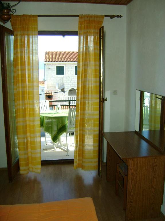 Apartments Mila Bol Oda fotoğraf